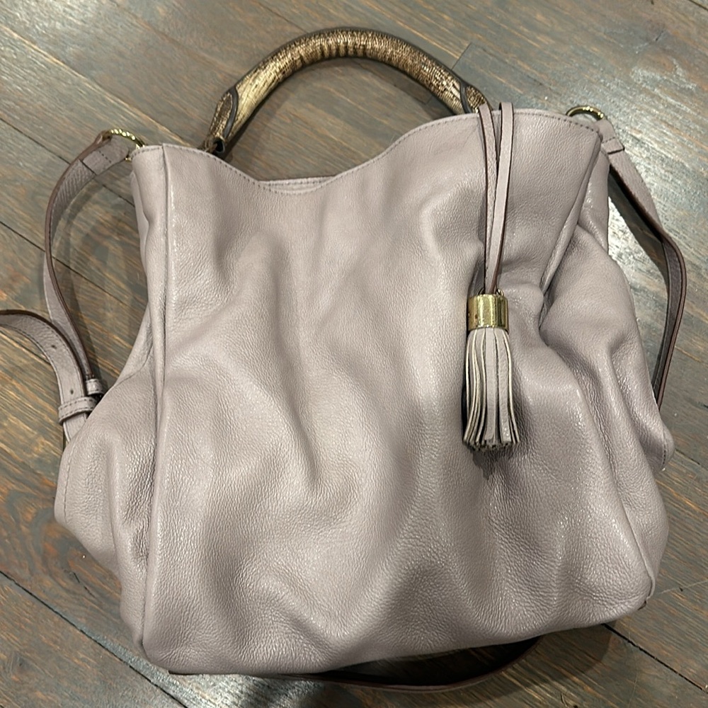 G.I.L.I Shoulder Handbag